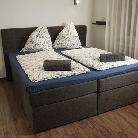 M&M Apartment Duesseldorf Нойс Екстериор снимка