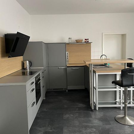 M&M Apartment Duesseldorf Нойс Екстериор снимка