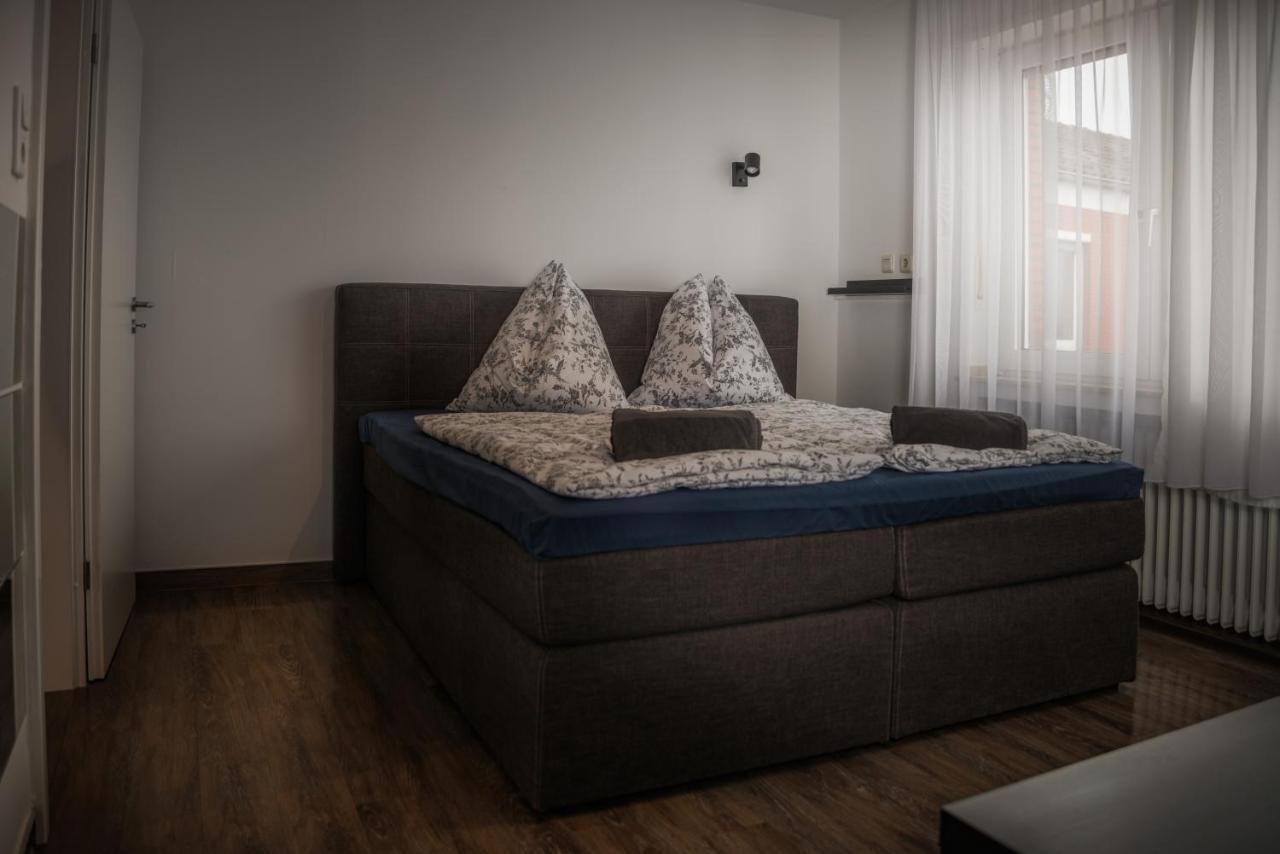 M&M Apartment Duesseldorf Нойс Екстериор снимка