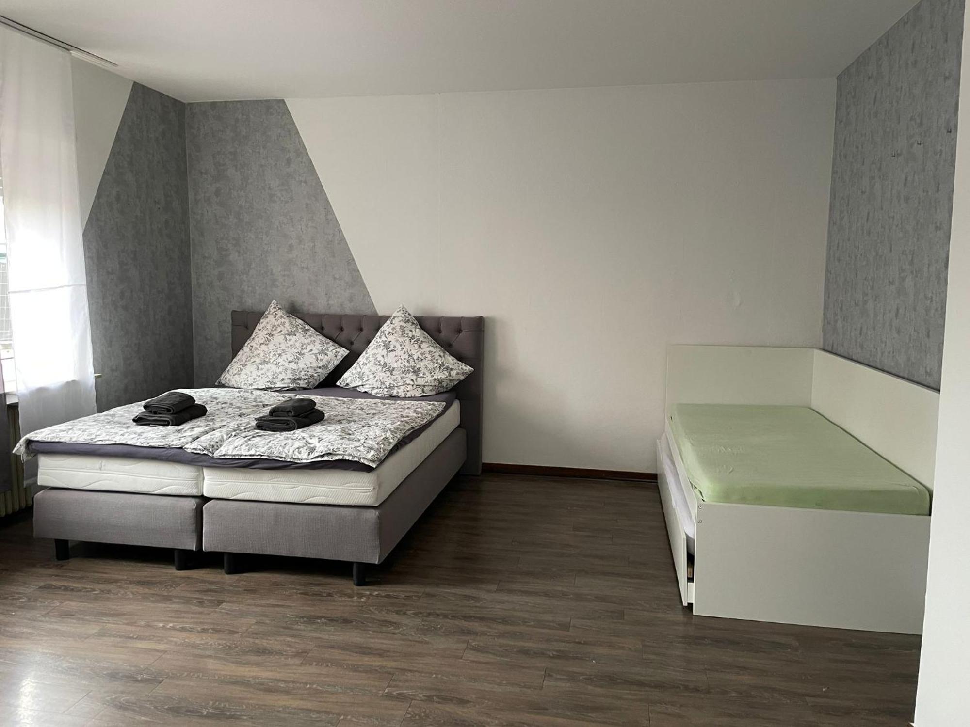 M&M Apartment Duesseldorf Нойс Екстериор снимка