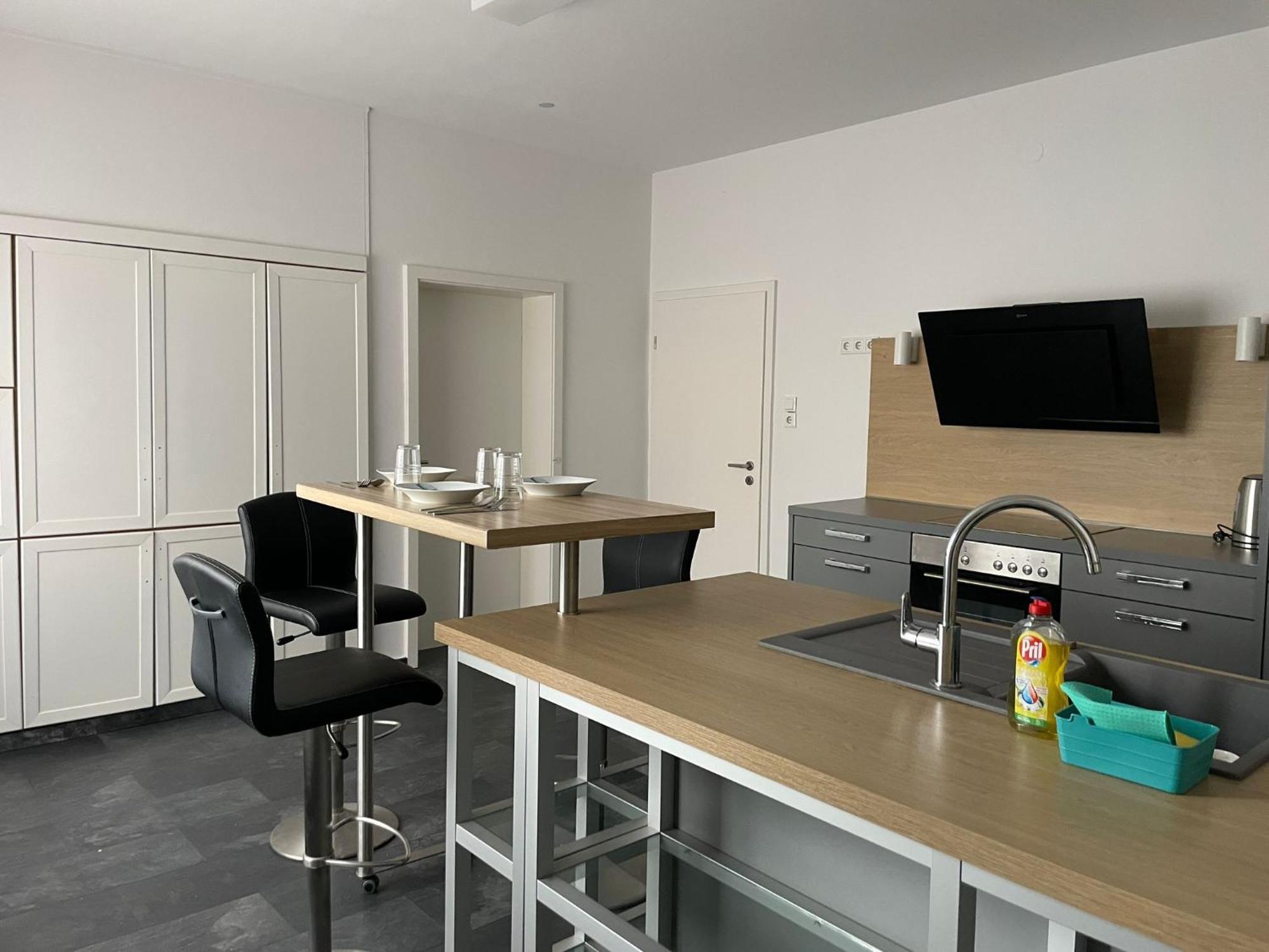 M&M Apartment Duesseldorf Нойс Екстериор снимка