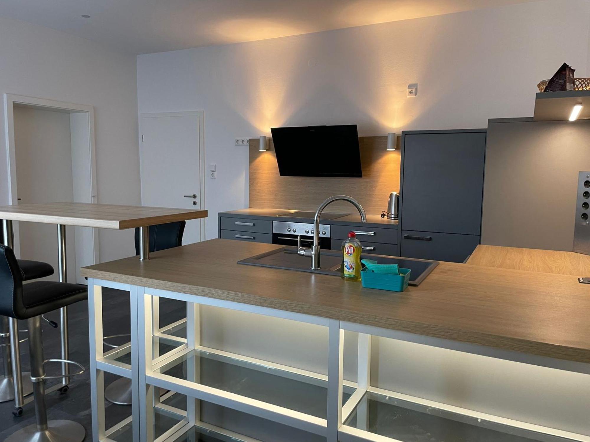 M&M Apartment Duesseldorf Нойс Екстериор снимка