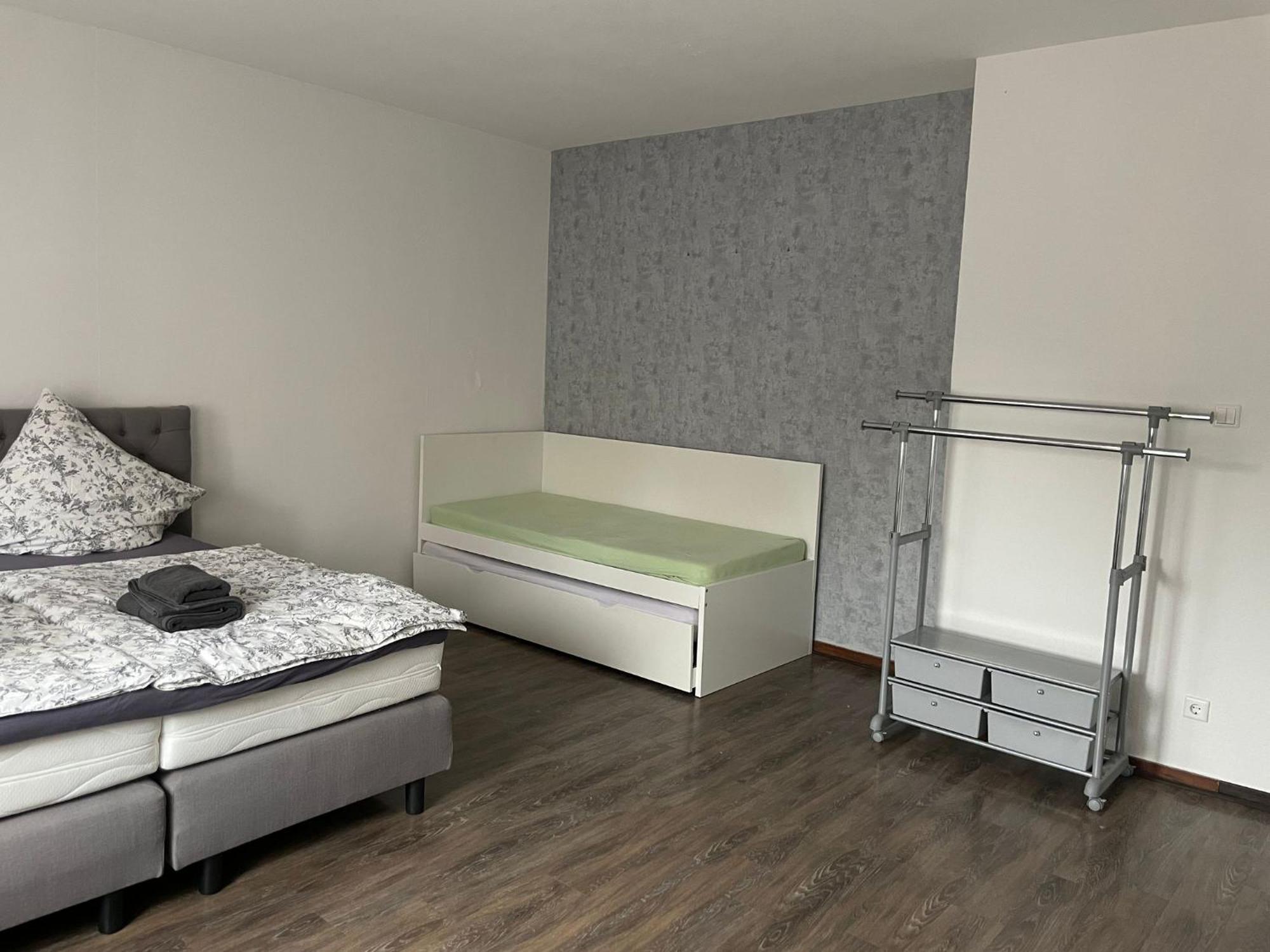 M&M Apartment Duesseldorf Нойс Екстериор снимка